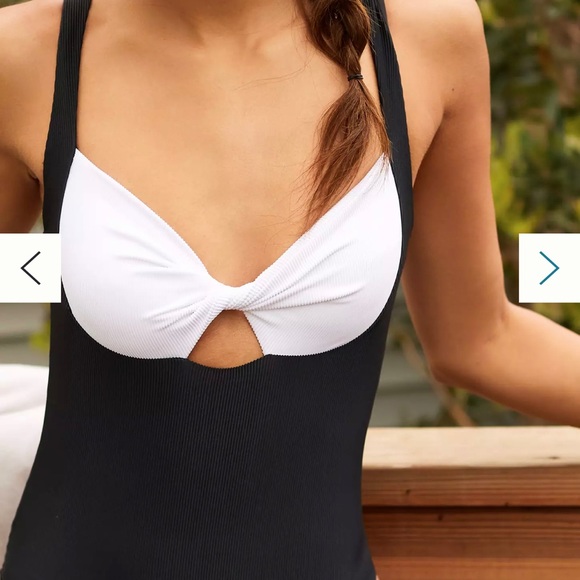 Anthropologie Beach Riot ColorBlock One Piece Swim Suit Black White Size XS NWOT - Picture 2 of 6